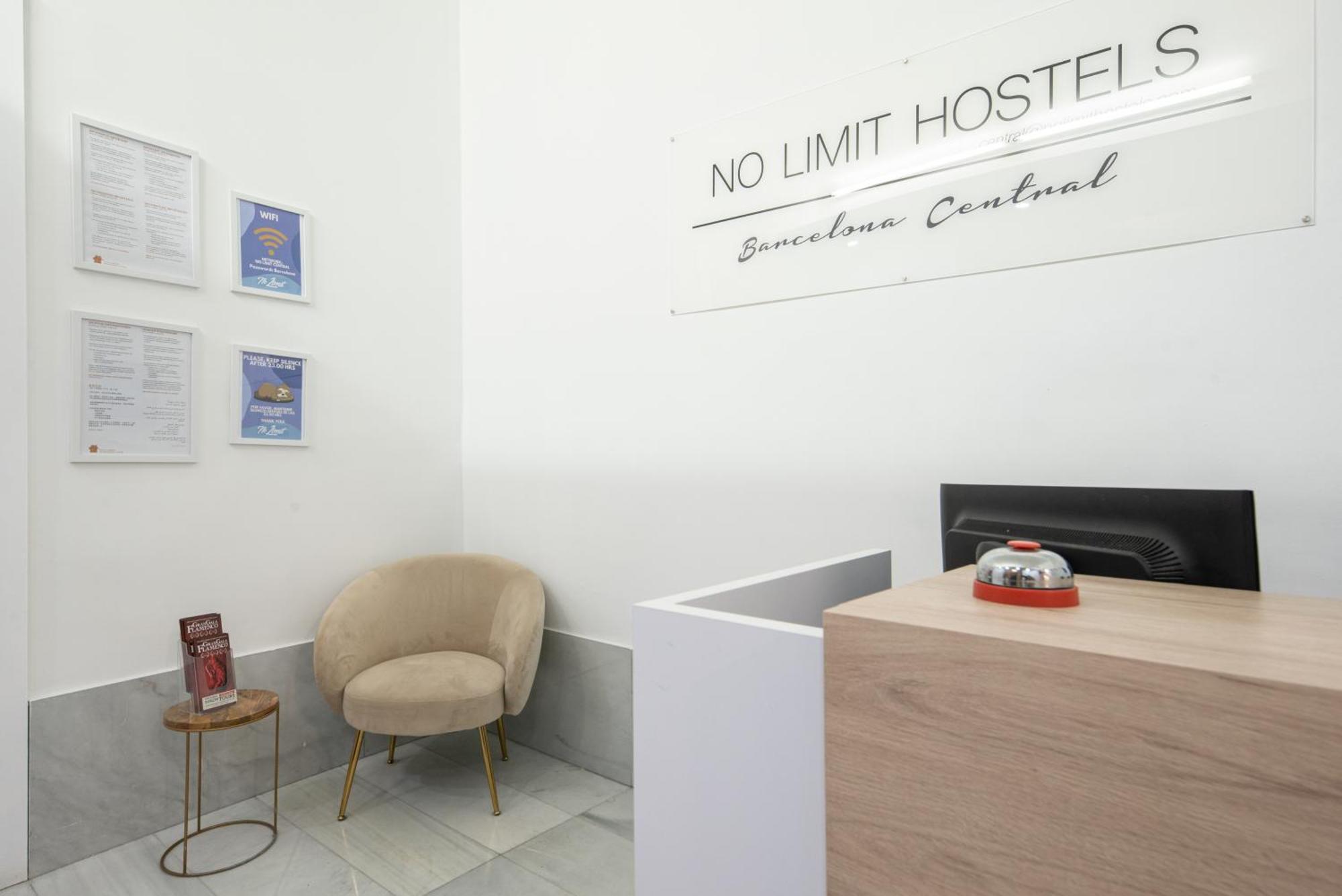 No Limit Barcelona Central Екстериор снимка